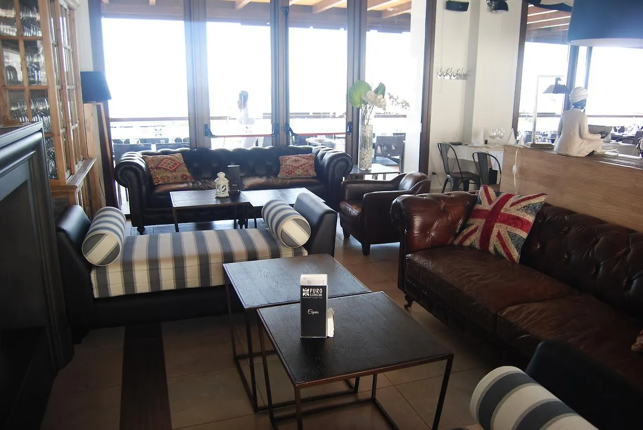 Puro Estrecho Hotel Algeciras